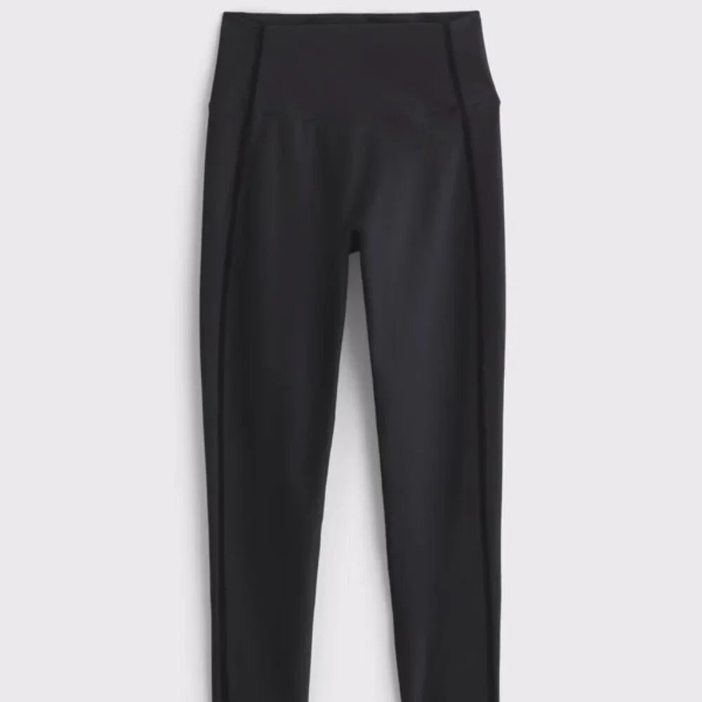 Abercrombie & Fitch short length